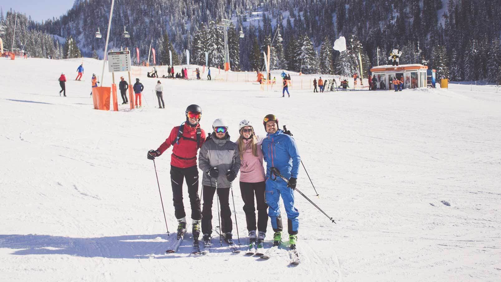 Career opportunities team image 3